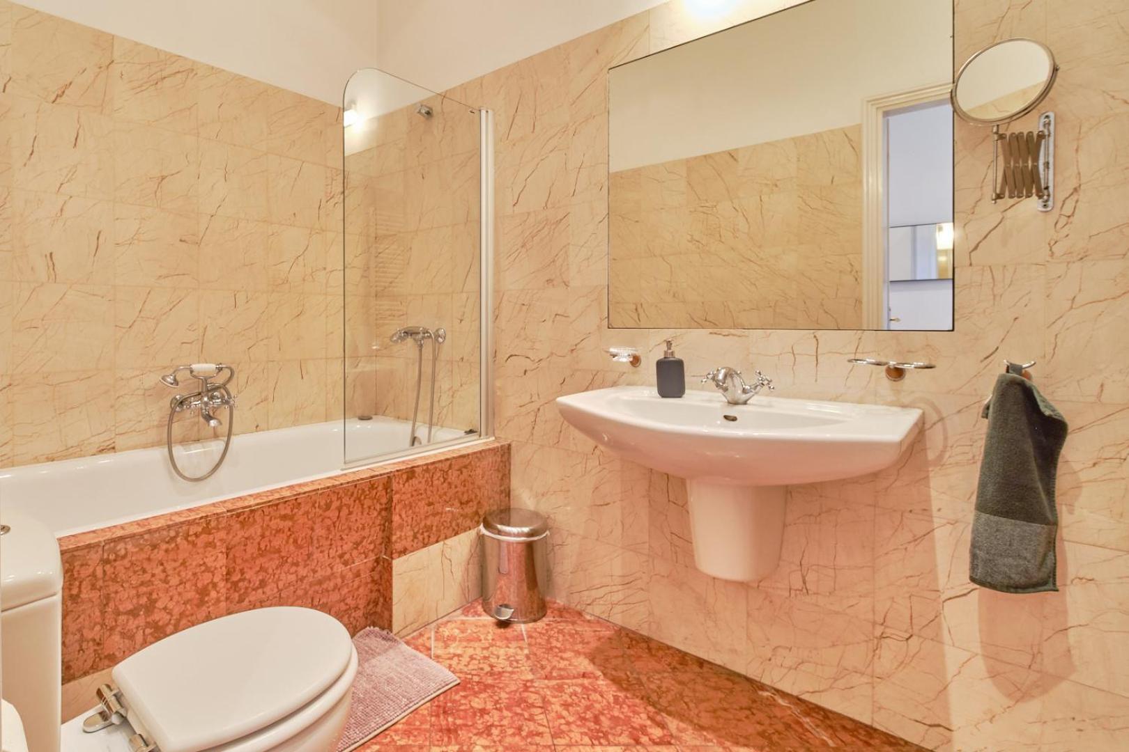 Apartamento Charming With Parliament Views